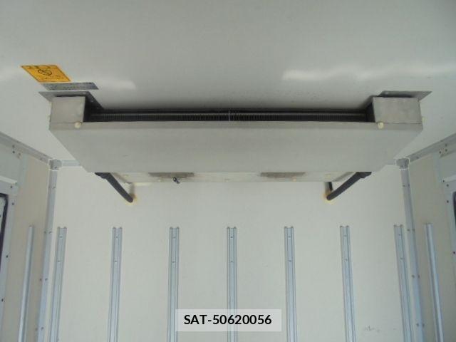 Mitsubishi CANTER 2017-03 1121339-28