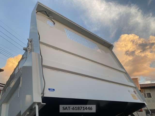 Mitsubishi CANTER 2016-11 1181231-11