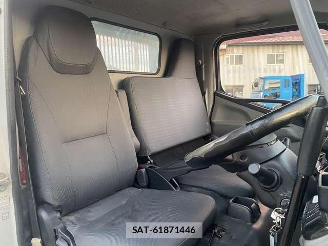Mitsubishi CANTER 2016-11 1181231-3