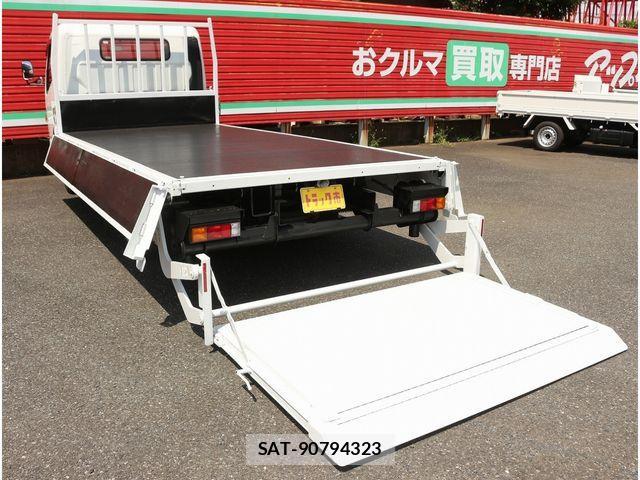 Mitsubishi CANTER 2018-09 1212005-5