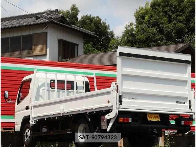 Mitsubishi CANTER 2018-09 1212005-6
