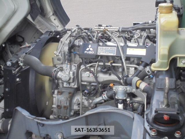 Mitsubishi CANTER 2016-09 1214065-18