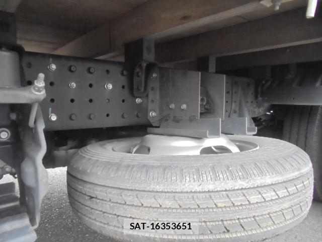 Mitsubishi CANTER 2016-09 1214065-23
