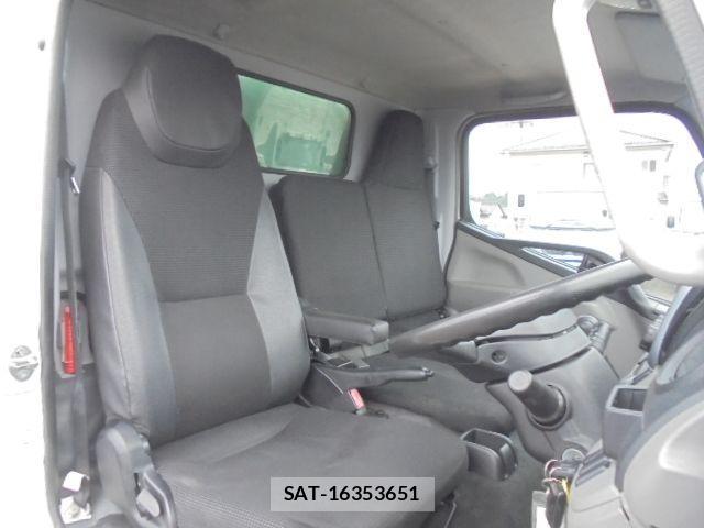 Mitsubishi CANTER 2016-09 1214065-7
