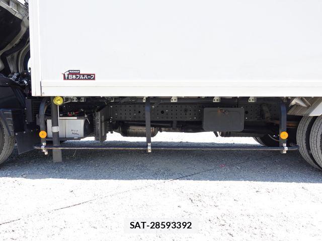 Mitsubishi CANTER 2020-06 1216178-14