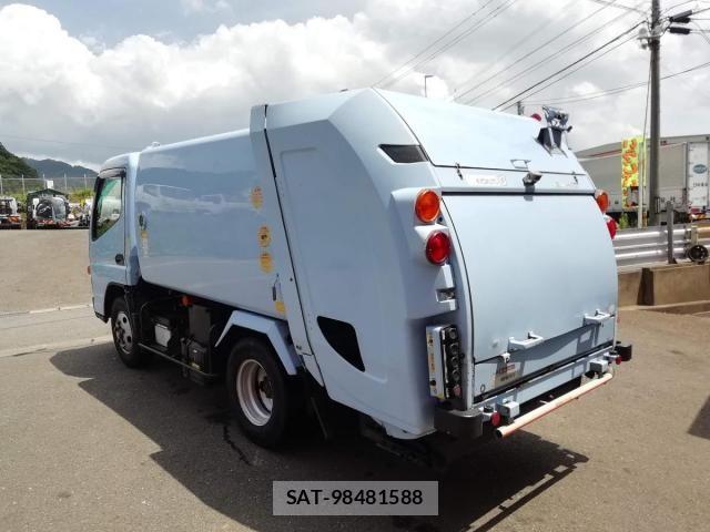 Mitsubishi CANTER 2016-03 1219352-6