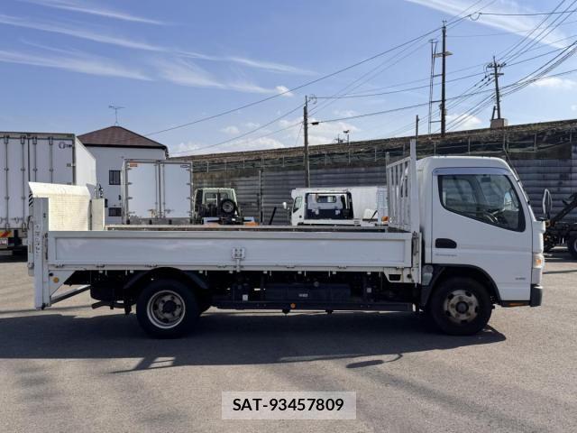 Mitsubishi CANTER 2017-06 1219361-5