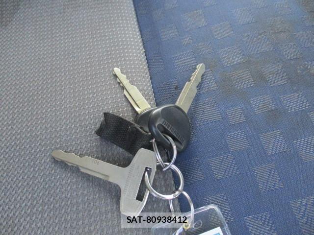 Mitsubishi CANTER 2004-01 1227362-27