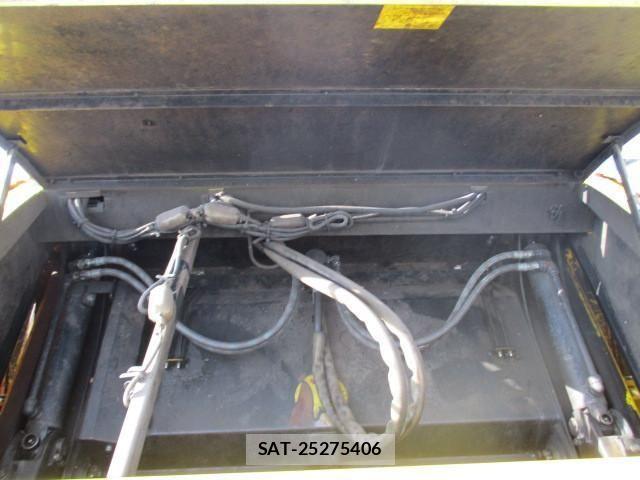 Mitsubishi CANTER 2010-01 1227366-27