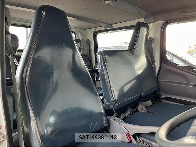 Mitsubishi CANTER 2015-11 1227385-17
