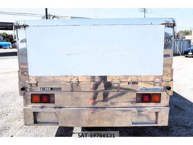 Mitsubishi CANTER 2018-12 1227403-3