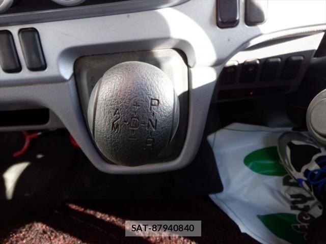 Mitsubishi CANTER 2016-04 1227389-12