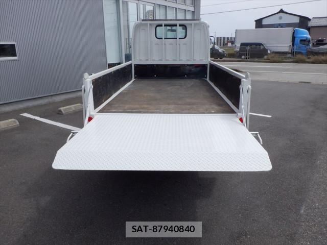 Mitsubishi CANTER 2016-04 1227389-6
