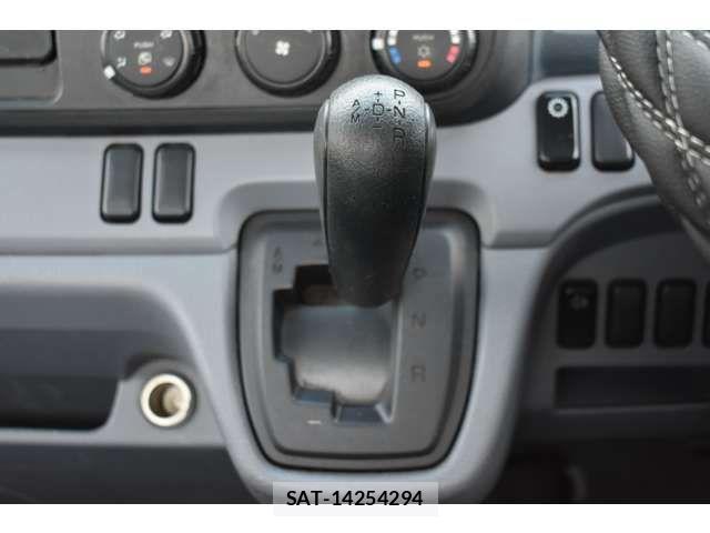 Mitsubishi CANTER 2011-08 1267414-8