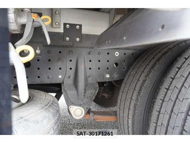 Mitsubishi CANTER 2017-08 1290359-11