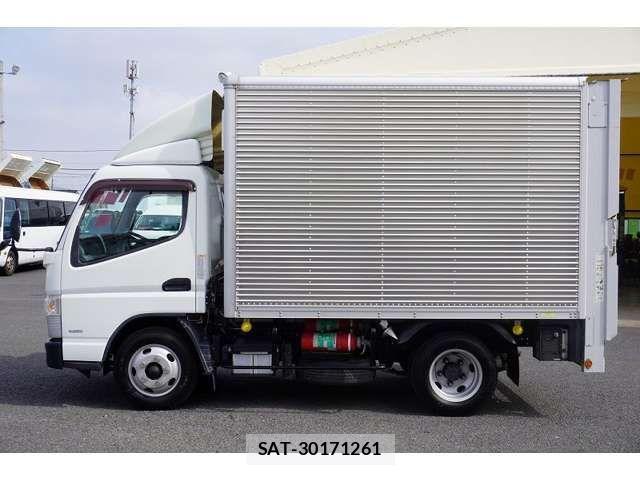 Mitsubishi CANTER 2017-08 1290359-2