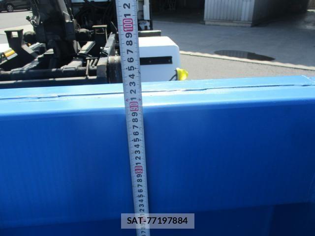 Mitsubishi CANTER 2017-12 1310295-27