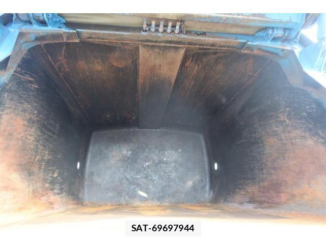 Mitsubishi CANTER 2020-09 1317883-28