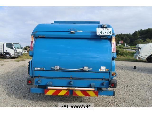 Mitsubishi CANTER 2020-09 1317883-5