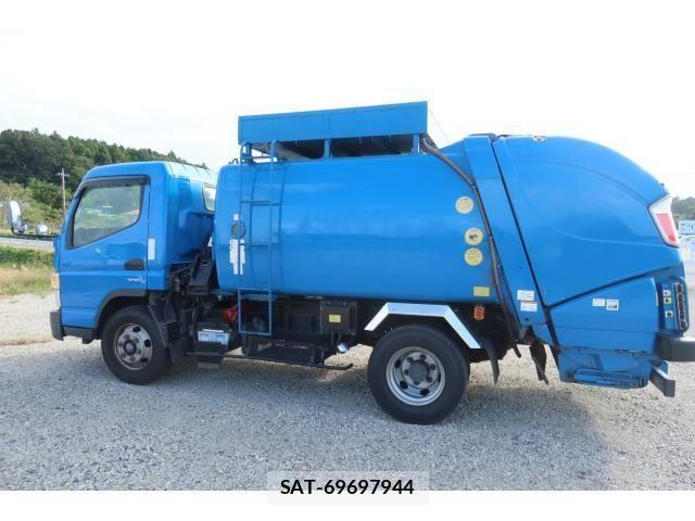 Mitsubishi CANTER 2020-09 1317883-7