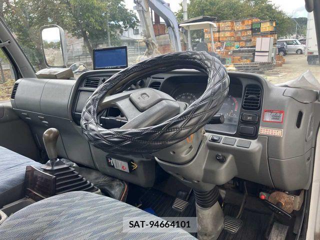 Mitsubishi CANTER 1994-06 1321008-1