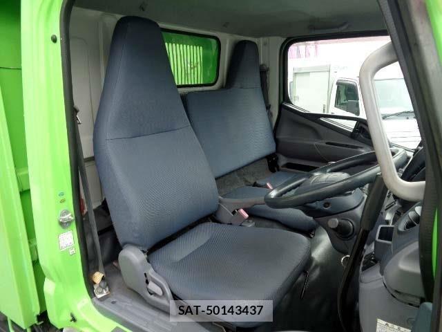 Mitsubishi CANTER 2014-03 1329981-4