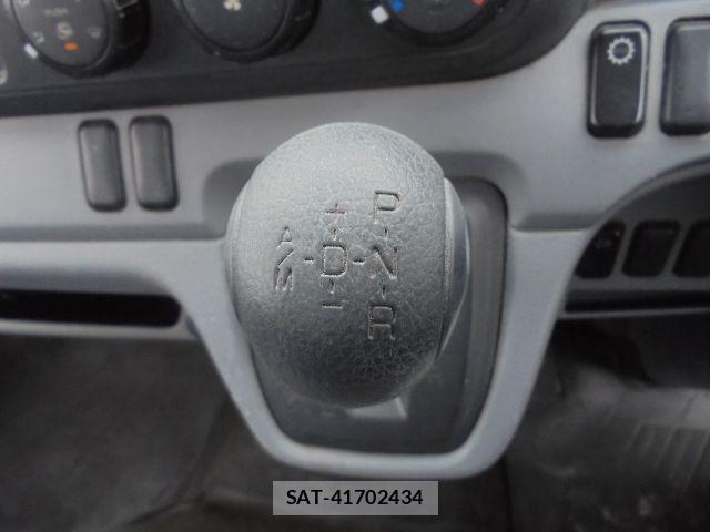 Mitsubishi CANTER 2011-10 1353603-10