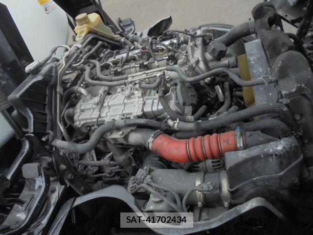 Mitsubishi CANTER 2011-10 1353603-13