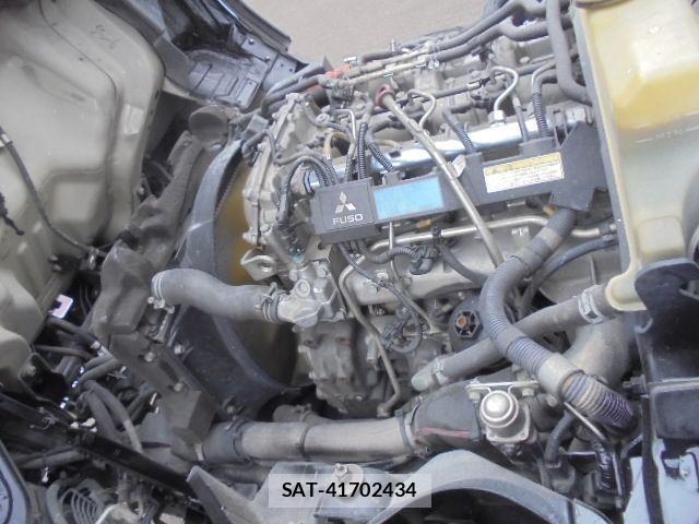 Mitsubishi CANTER 2011-10 1353603-14