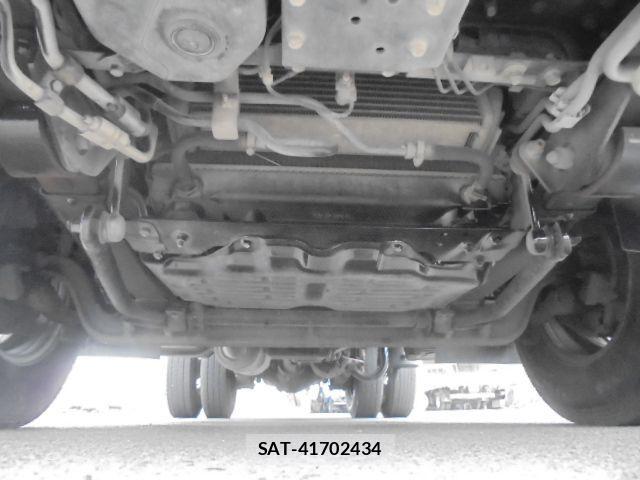 Mitsubishi CANTER 2011-10 1353603-16