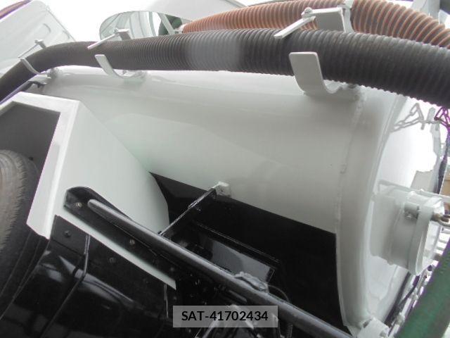 Mitsubishi CANTER 2011-10 1353603-17