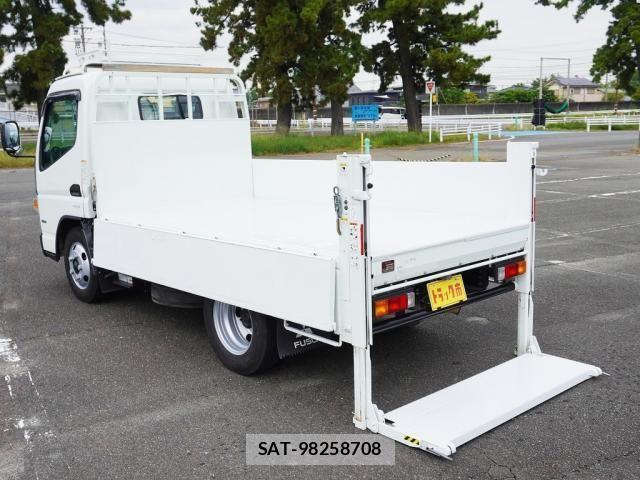Mitsubishi CANTER 2020-06 1353610-12
