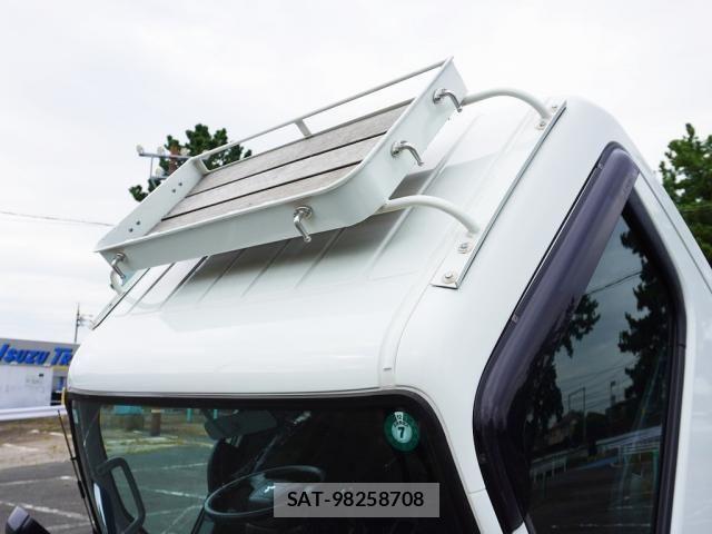 Mitsubishi CANTER 2020-06 1353610-14