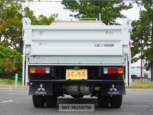 Mitsubishi CANTER 2020-06 1353610-7