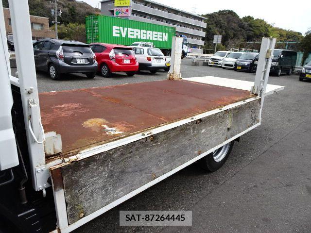 Mitsubishi CANTER 2006-09 1365981-15