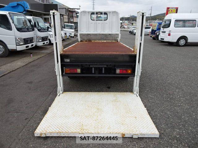 Mitsubishi CANTER 2006-09 1365981-4