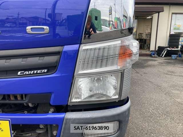 Mitsubishi CANTER 2010-12 1411611-6