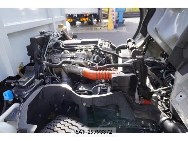 Mitsubishi CANTER 2023-06 1411623-13