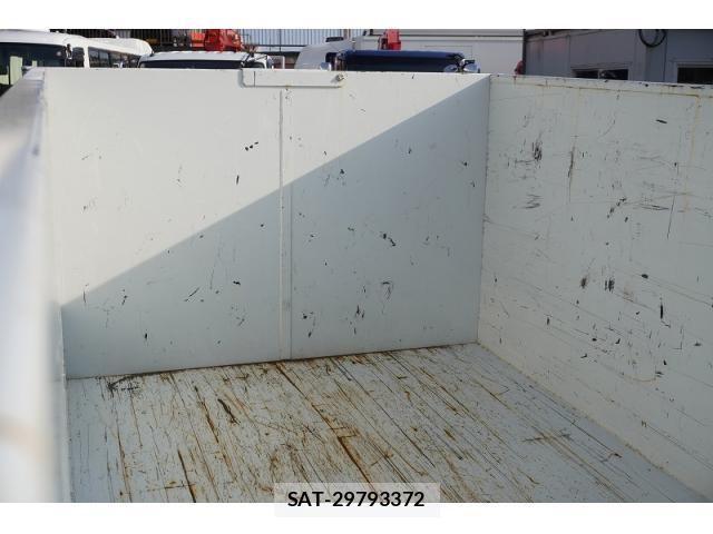 Mitsubishi CANTER 2023-06 1411623-24