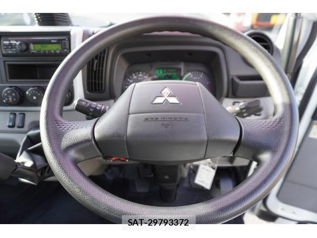 Mitsubishi CANTER 2023-06 1411623-26