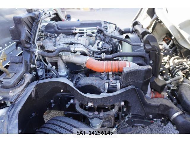 Mitsubishi CANTER 2023-01 1445076-13