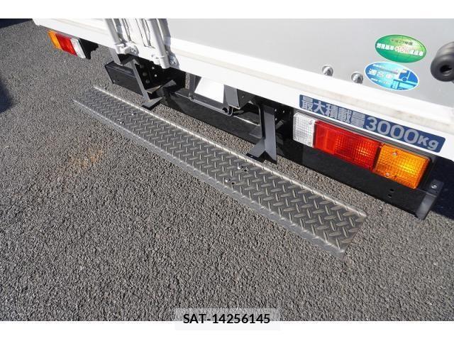 Mitsubishi CANTER 2023-01 1445076-25