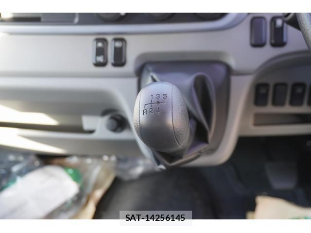 Mitsubishi CANTER 2023-01 1445076-28