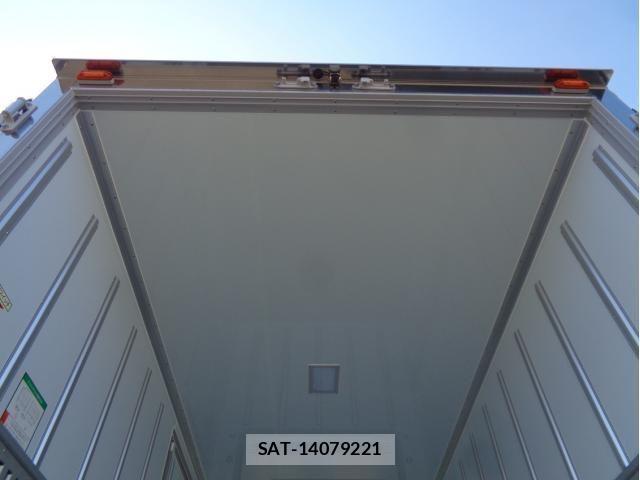 Mitsubishi CANTER 2023-05 1445078-6