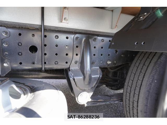 Mitsubishi CANTER 2023-01 1445077-10