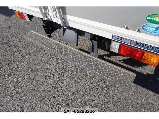Mitsubishi CANTER 2023-01 1445077-22