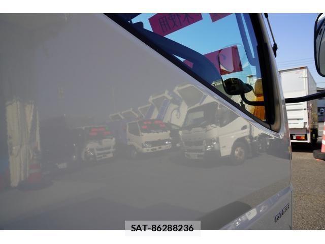 Mitsubishi CANTER 2023-01 1445077-24