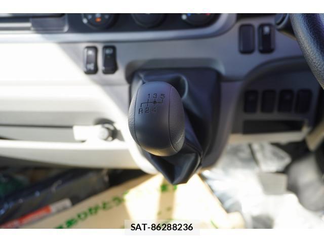 Mitsubishi CANTER 2023-01 1445077-26