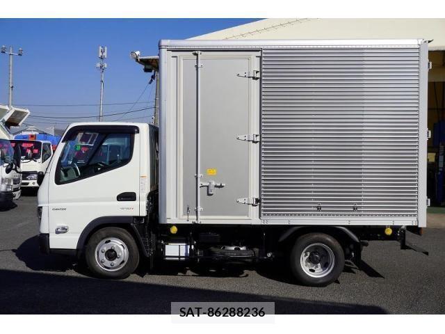 Mitsubishi CANTER 2023-01 1445077-2
