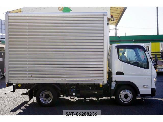 Mitsubishi CANTER 2023-01 1445077-4